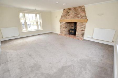 5 bedroom detached house to rent - Photo 5