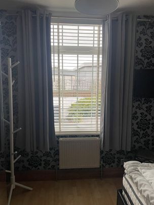 Room in a Shared House, Amherst Crescent, BN3 - Photo 1