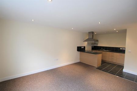 1 bedroom flat to rent - Photo 3