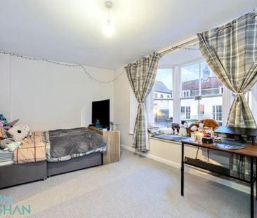 3 bedroom apartment to rent - Photo 6