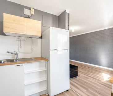 Renovated Lock Up & Leave - Photo 5