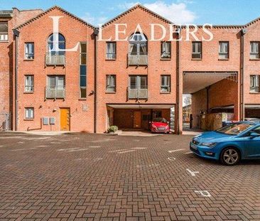 1 bedroom in a flat share to rent - Photo 4