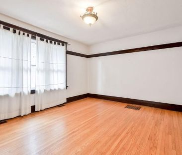 For Lease - 311 Queen Street, Mississauga, Ontario - Photo 2
