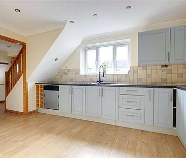 Pentrich Avenue, Enfield, EN1 - Photo 2