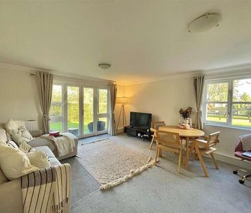 Robertson Road, Berkhamsted, HP4 - Photo 1