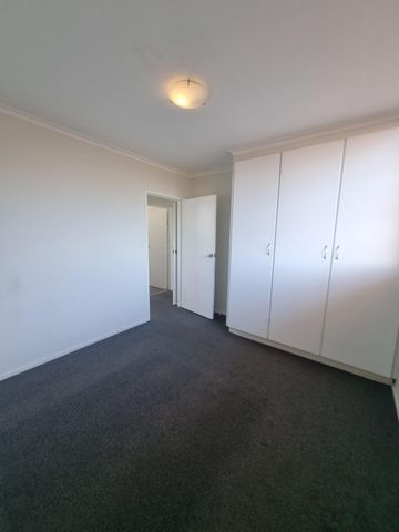 Charming Flat in Prime Location - Photo 5