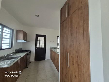 Dentro de privada, casa equipada - Photo 4