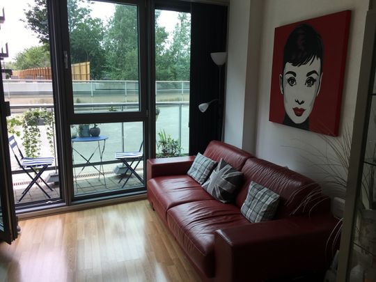 1 Bed Flat, George Hudson Tower, E15 - Photo 1