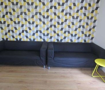 Bedroom Detached House In Ensbury, BH10 - Photo 1