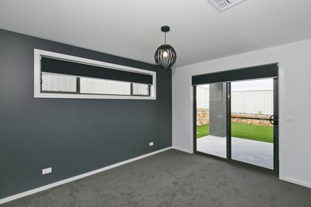 19B Bronhill Street, Moncrieff ACT 2914 - House For Rent | Domain - Photo 3