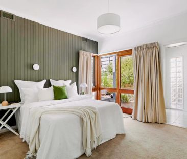 3 Bed, 2 Bath - Photo 5