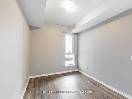 For Lease - 3237 Bayview Avenue Unit# 305, Toronto, Ontario - Photo 3