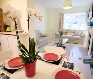 1 bedroom in a house share to rent - Photo 6