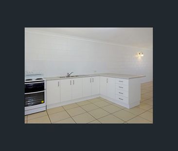 Cozy Living: Duplex with Modern Comforts for Rent - Photo 5