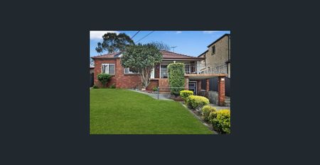 3-Bedroom Home in Prime Location - Photo 4