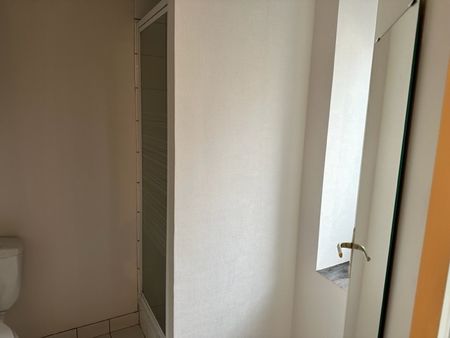 A louer Brest Kérinou T1 meublé 25 M2 - Photo 4