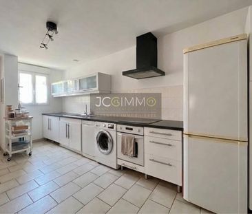 Location Appartement 3 pièces 60m² PUGET VILLE 83390 - Photo 4