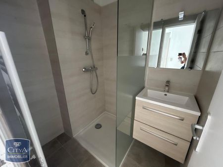 Location Appartement 2 pièces 46m² AGEN 47000 - Photo 5