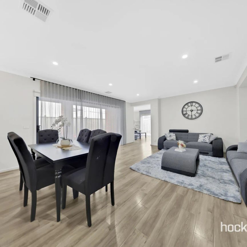 'Solar Battery home with massive Electricity savings' - Photo 1