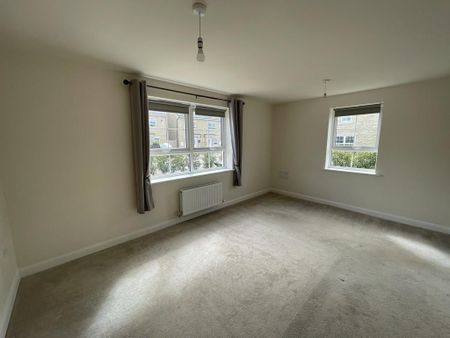 3 bedroom semi-detached house to rent - Photo 4