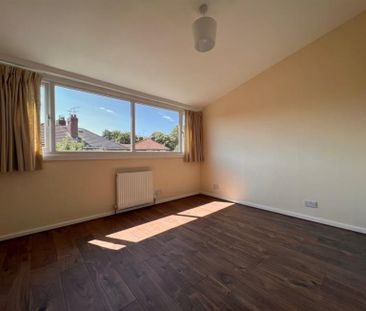 2 Bedroom Semi Detached Available Arranging tenancy - Photo 2