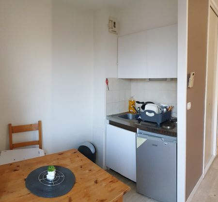 Location Appartement 1 pièce 22m² CLERMONT FERRAND 63000 - Photo 3