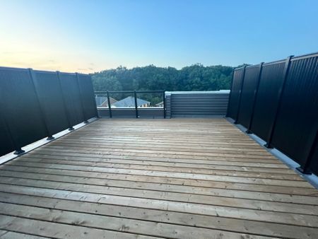 For Lease - 3540 Colonial Dr Drive Unit# 15, Mississauga, Ontario - Photo 5