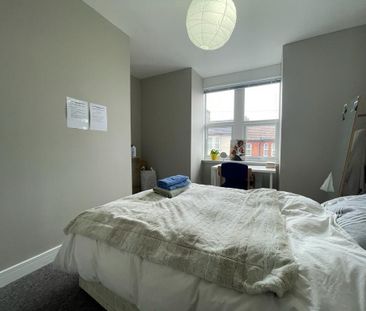 3 bedroom apartment to rent - Photo 6