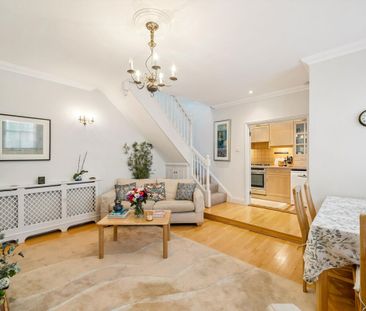 A bright and spacious two bedroom house to short let in the heart o... - Photo 1