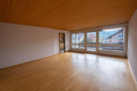 Charming 4.5-room apartment with two sunny balconies - Photo 2