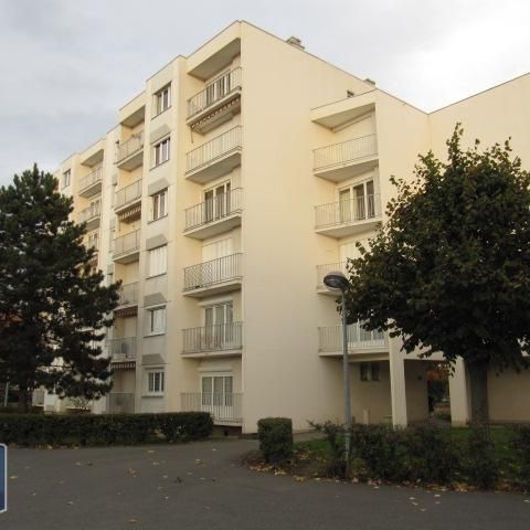 Location Appartement 3 pièces 69m² CHARNAY LES MACON 71850 - Photo 2