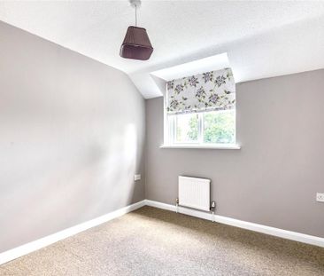 3 bedroom detached house to rent - Photo 5