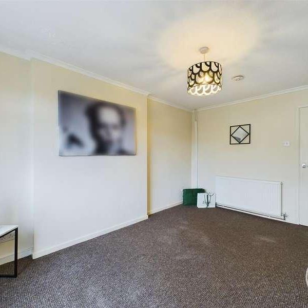 Victoria Terrace, Leeds, LS3 - Photo 1