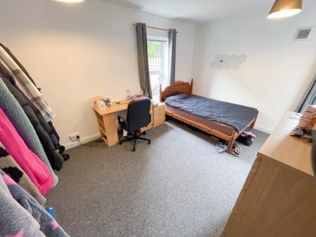 To Rent St Clement's Road, Boscombe, Bournemouth, BH1 £1,455 pcm Tenancy Info - Photo 2