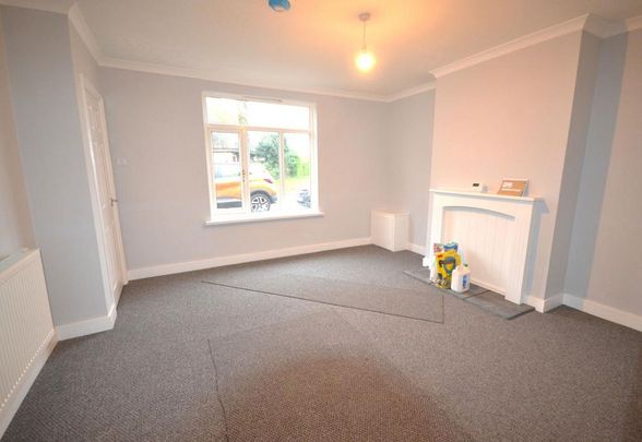 3 bedroom end of terrace house to rent - Photo 1