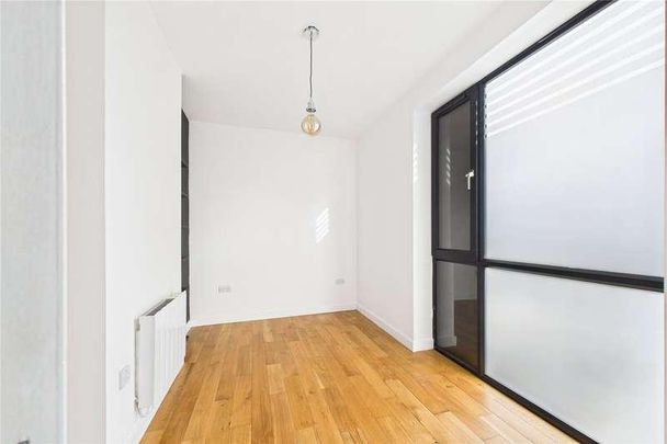 The Boulevard, Crawley, West Sussex, RH10 - Photo 1