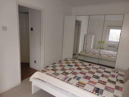 2 Bed Flat, Church Place, BN2 - Photo 5