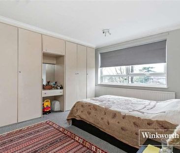 Greenacres, Hendon Lane, London, N3 - Photo 5