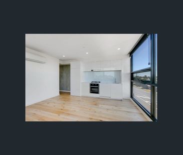 Pier One Living - Photo 6