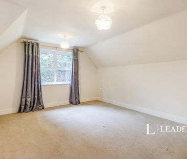 2 bedroom apartment to rent - Photo 4
