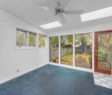 For Lease - 128 Stephenson Avenue, Toronto, Ontario - Photo 2