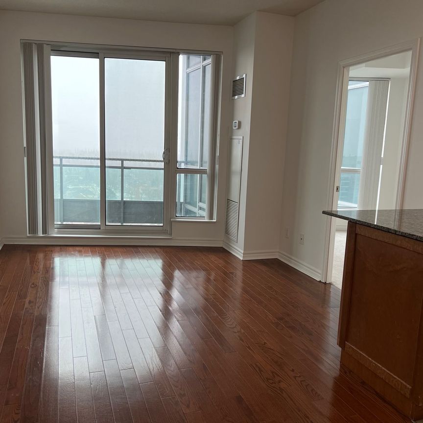 For Lease - 18 Holmes Avenue Unit# 1402, Toronto, Ontario - Photo 1