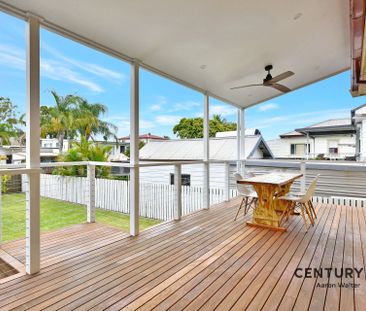 Large Outdoor Entertaining Area&excl;&excl; - Photo 1