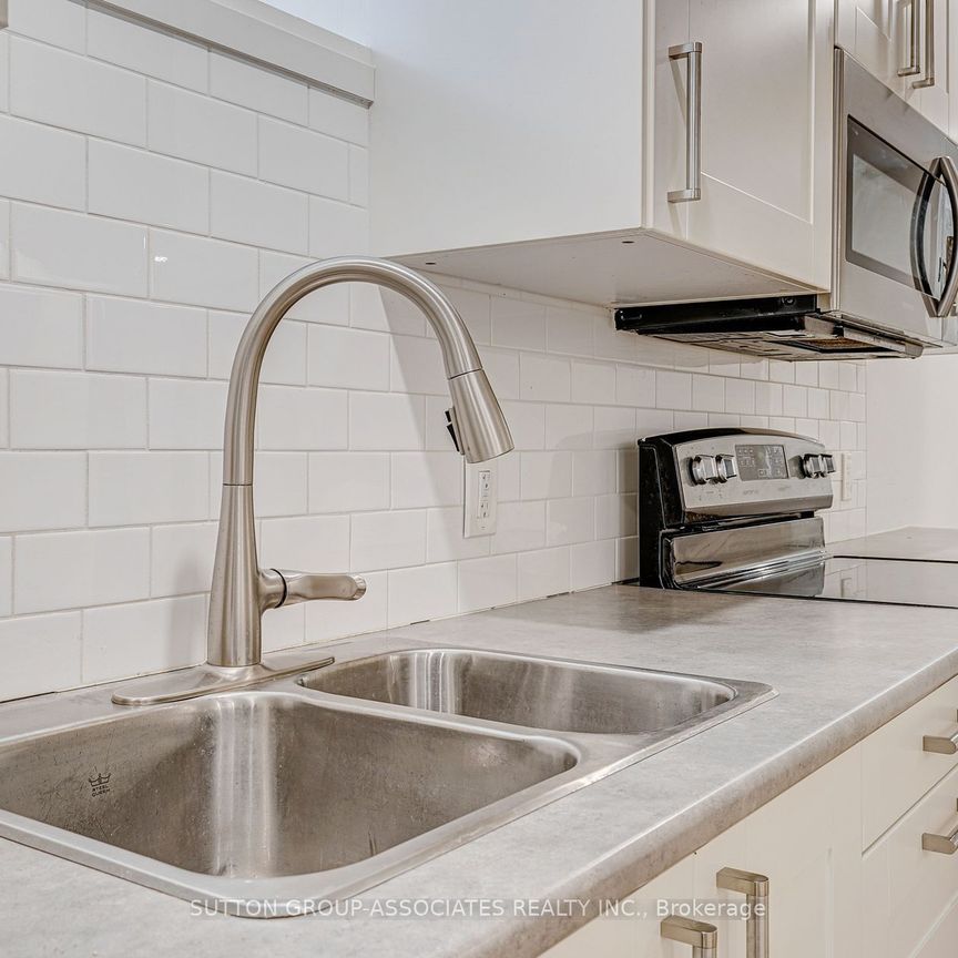 For Lease - 233 Albany Avenue Unit# Lower, Toronto, Ontario - Photo 1