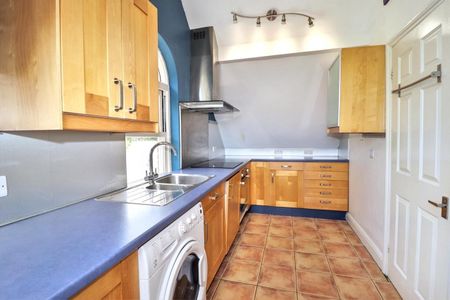 Westcar Lane, Hersham Village - Photo 2