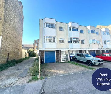 3 bedroom end of terrace house to rent - Photo 2