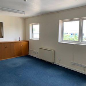 Property to rent - Photo 3