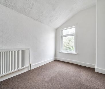 Terraced House to rent - Wykeham Street, Medway, ME2 - Photo 3