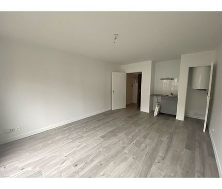 Location Appartement 1 pièce 26m² PONTAULT COMBAULT 77340 - Photo 3