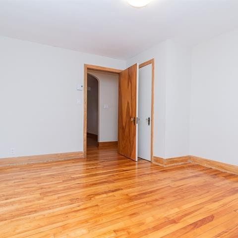 Condo for rent, Montréal (Saint-Laurent) - Photo 1